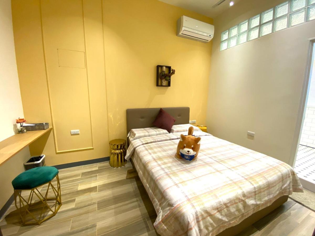 Flower House Tainan Extérieur photo